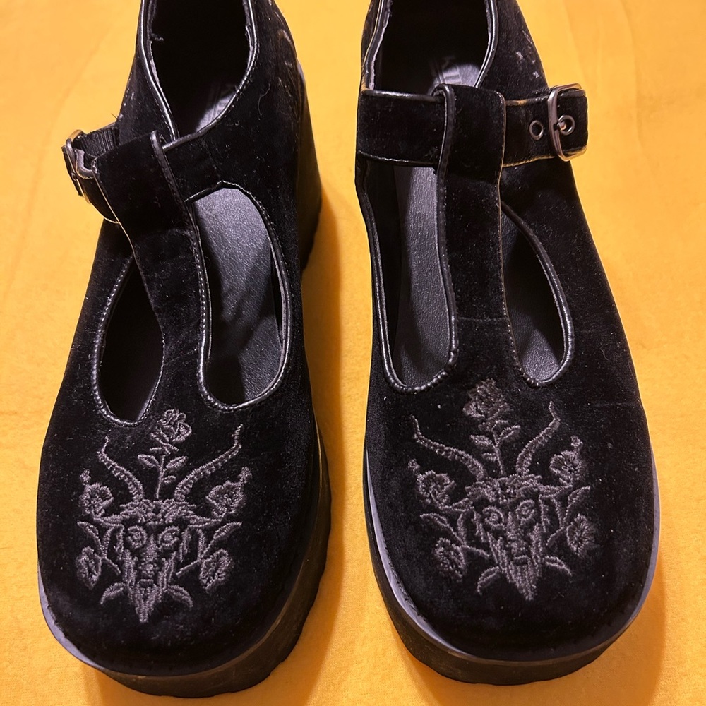 Killstar platform T Strap shoes